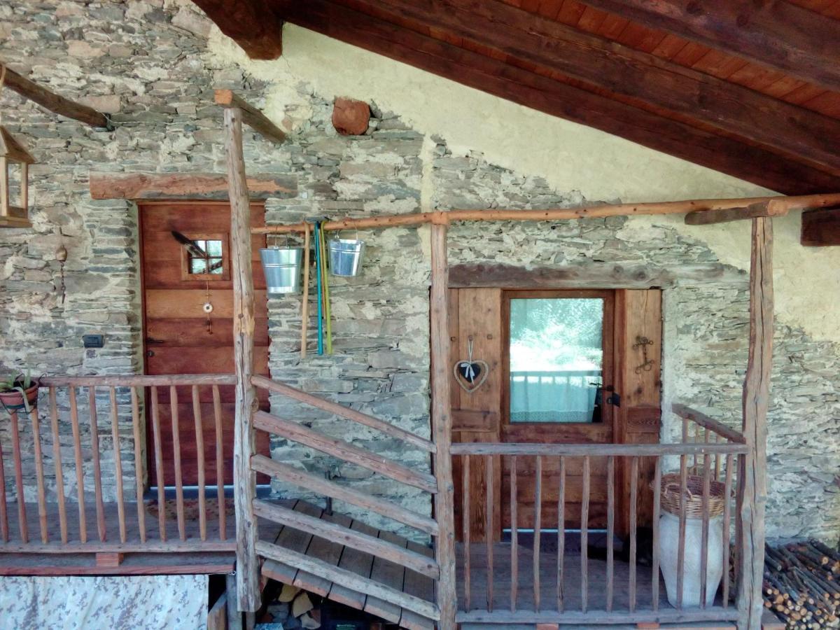 Agri-B&B Lou Col Canosio Eksteriør billede