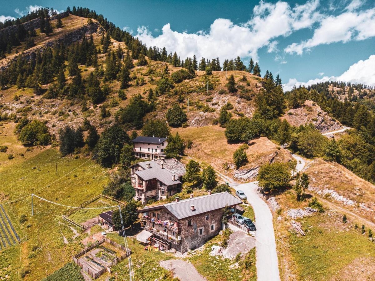 Agri-B&B Lou Col Canosio Eksteriør billede