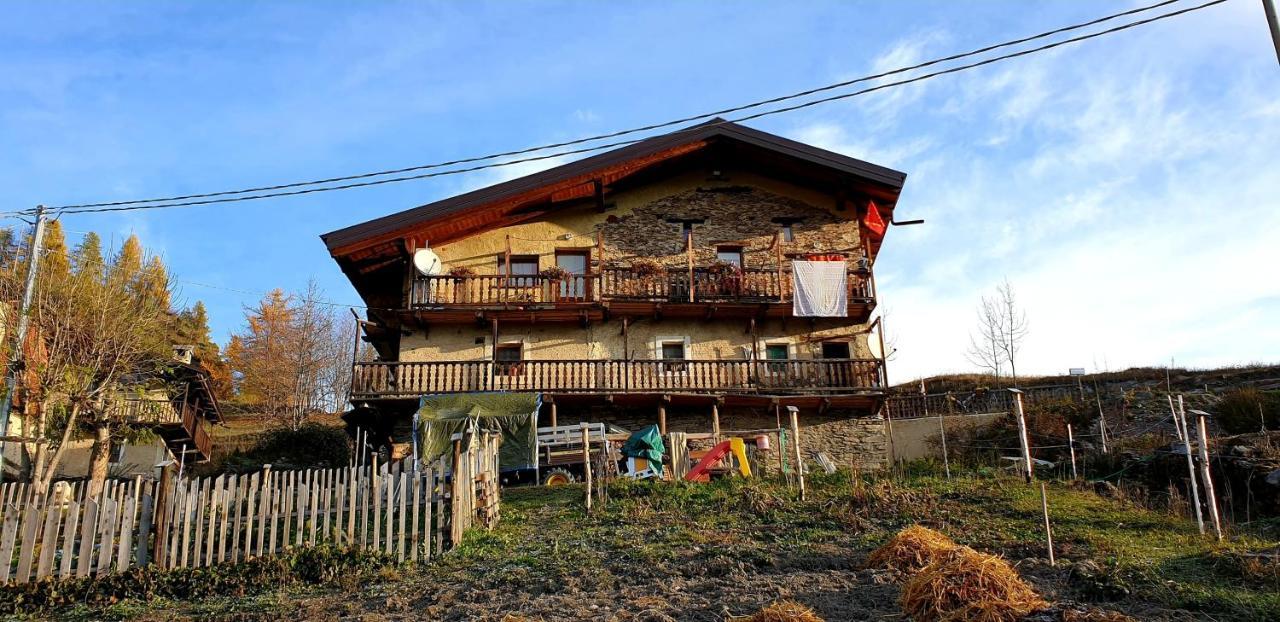 Agri-B&B Lou Col Canosio Eksteriør billede