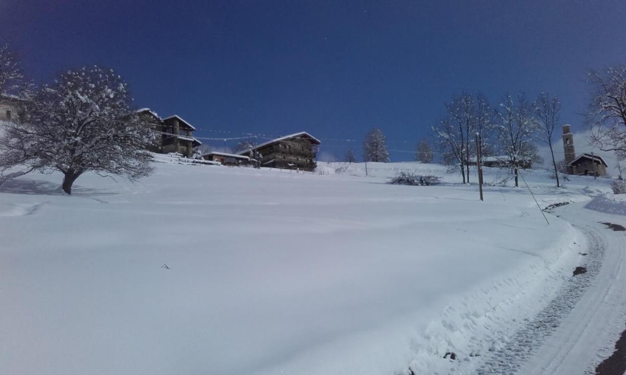 Agri-B&B Lou Col Canosio Eksteriør billede
