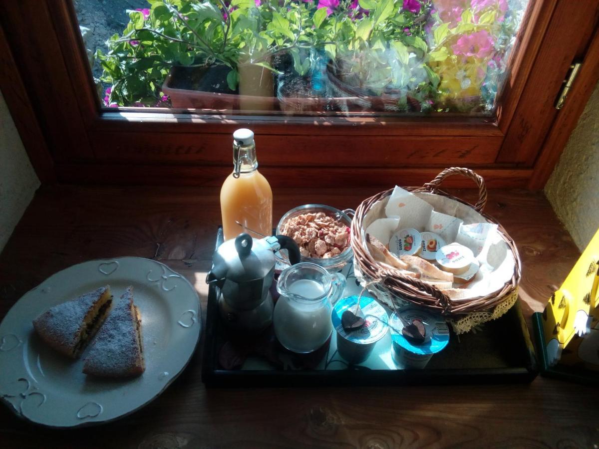 Agri-B&B Lou Col Canosio Eksteriør billede