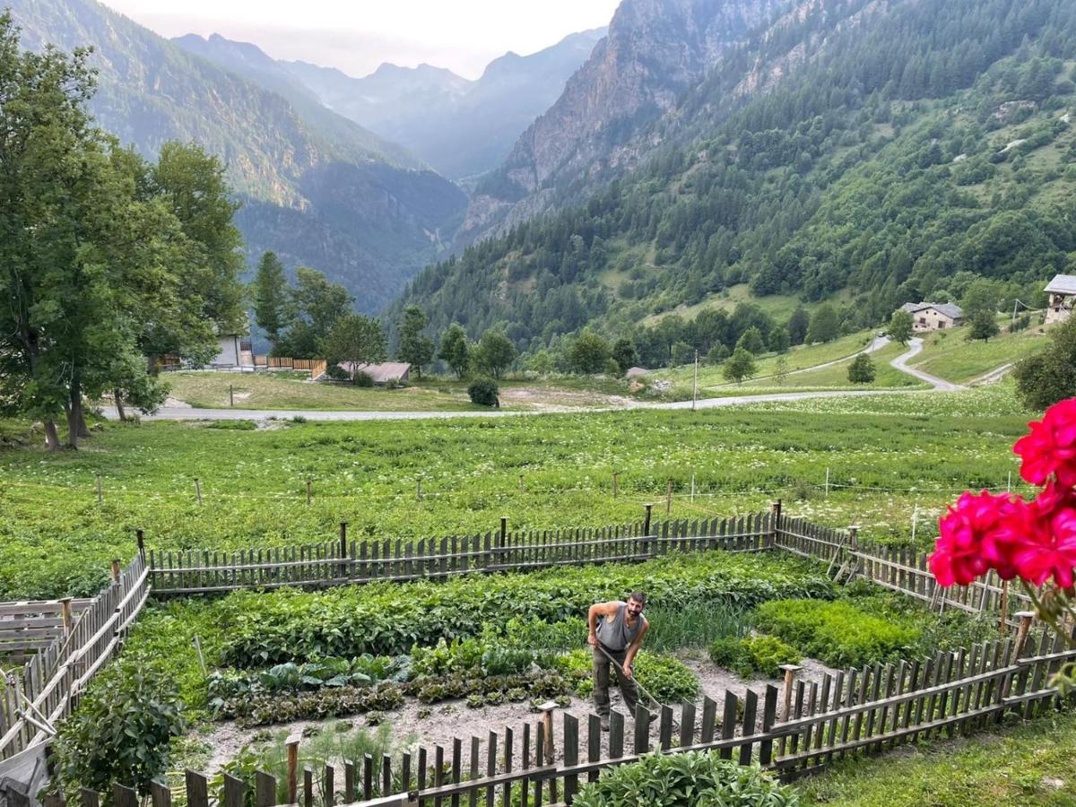 Agri-B&B Lou Col Canosio Eksteriør billede